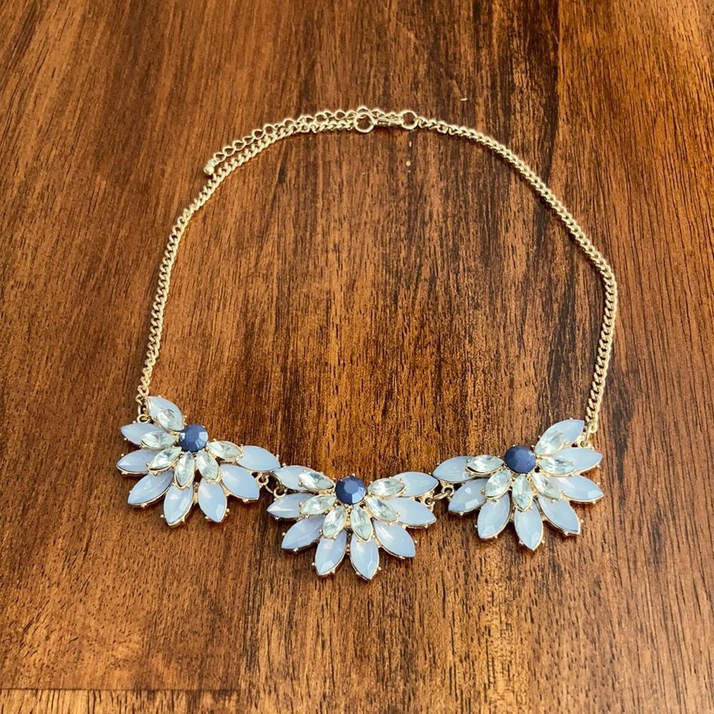 NEW J. Crew Blue Floral Chain Link Short Statement Necklace Chic Silver NWOT